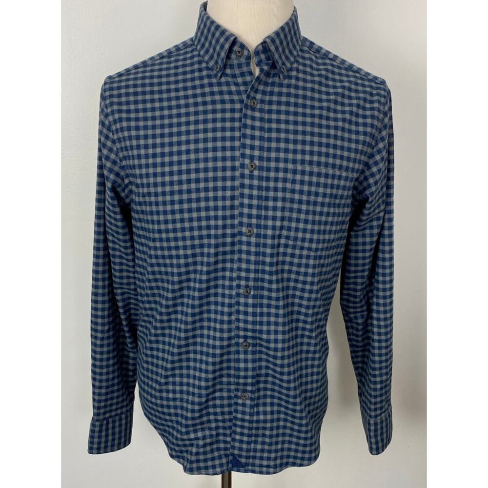 UNTUCKit Blue and White Checkered Casual Button Down Shirt